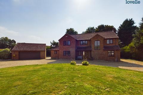 4 bedroom detached house for sale, Gallamore Lane, Market Rasen, LN8