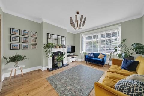 3 bedroom semi-detached house for sale, Thaxted Road, London SE9