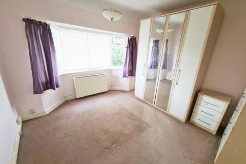 3 bedroom semi-detached house for sale, North Road, Droylsden