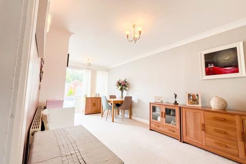 132 Gilbertstone Avenue, Birmingham, B26 1HX
