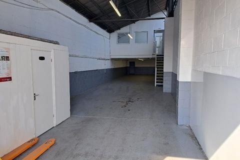 Industrial unit to rent, Tottenham N17