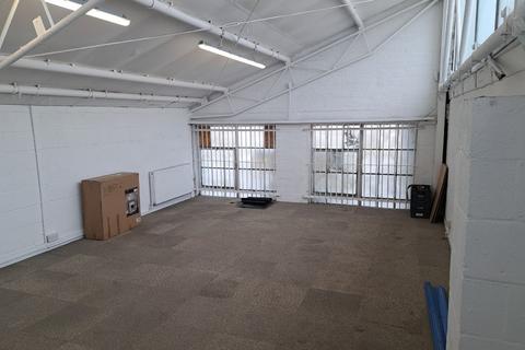 Industrial unit to rent, Tottenham N17