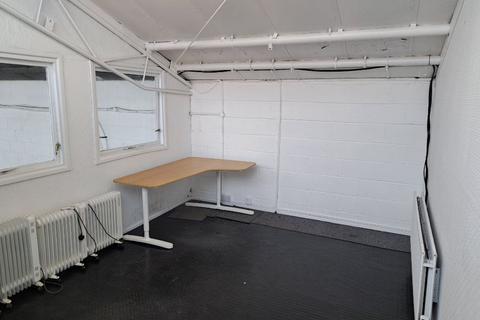 Industrial unit to rent, Tottenham N17