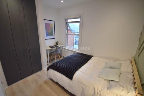 1 bedroom in a house share to rent, Room 4, Beresford Road, Reading