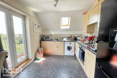 1 bedroom flat for sale, Heron Way, Benwick