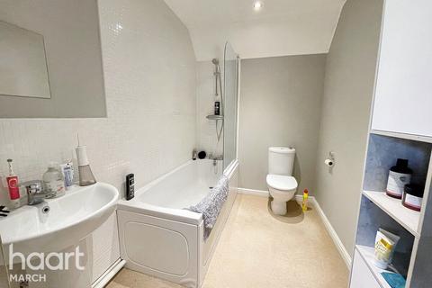 1 bedroom flat for sale, Heron Way, Benwick