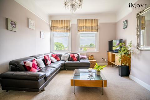 Flat 5, 25 Thicket Road, London, SE20 8DB