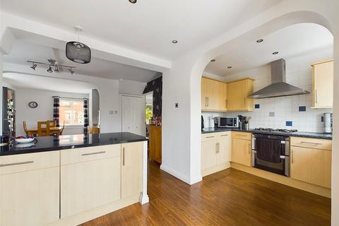 2 Henley Place, Gloucester, GL1 5EF