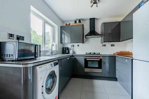 41 Saltmarsh Drive, Bristol, BS11 0NJ