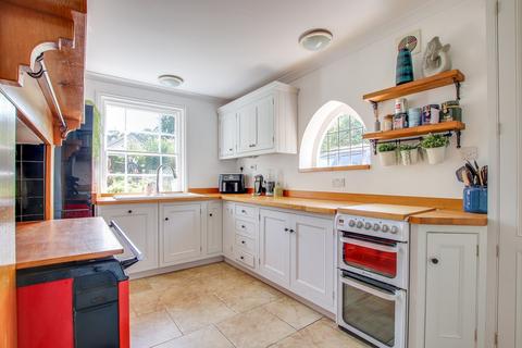 4 bedroom detached house for sale, Cranemoor Gardens, Highcliffe, Christchurch, BH23