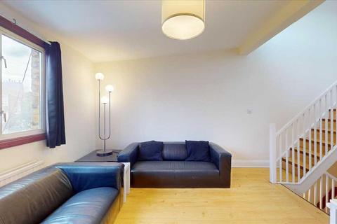 3 bedroom apartment to rent, London NW1