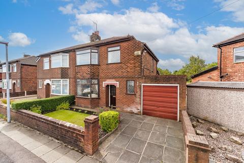 3 bedroom semi-detached house for sale, Green Avenue, Manchester M29