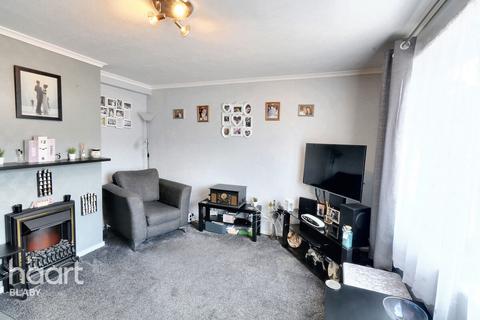 2 bedroom terraced house for sale, Cromwell Road, Leicester