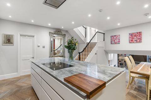 4 bedroom house for sale, Riding House Street, London W1W