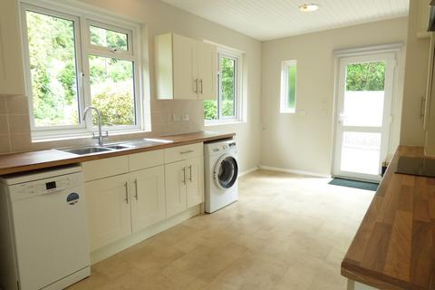 4 bedroom detached bungalow to rent, Old Lane, Mayfield TN20