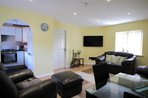 2 bedroom apartment for sale, Tutors Way, Kidderminster, DY10