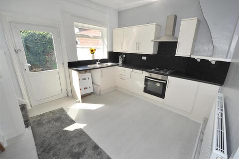 9 Chapel Road, Irlam, Manchester, M44 6EE