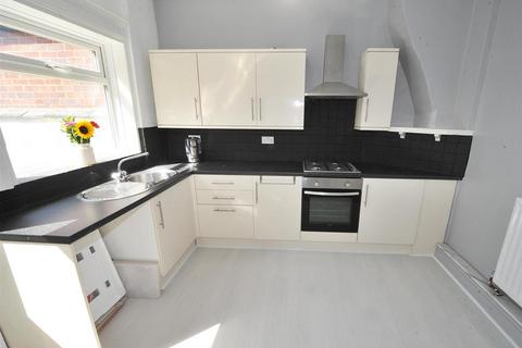 9 Chapel Road, Irlam, Manchester, M44 6EE
