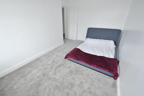 9 Chapel Road, Irlam, Manchester, M44 6EE