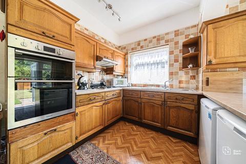 95 Murray Avenue, Bromley, BR1 3DJ