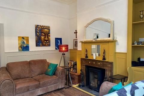 4 bedroom terraced house for sale, Spring Bank West, Hull, HU3 1LB