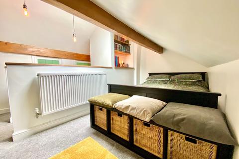 22 Barnsfold Road, Marple, Stockport, SK6 7JB