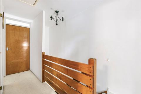 35 Burnside, St Albans, AL1 5RS