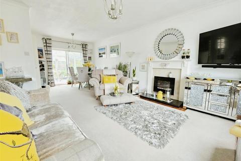 4 bedroom detached house for sale, The Bancroft, Etwall, Derby