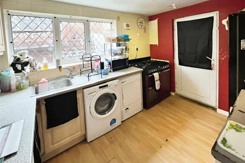 3 bedroom semi-detached house for sale, Roundwood Road, Arnold, Nottingham