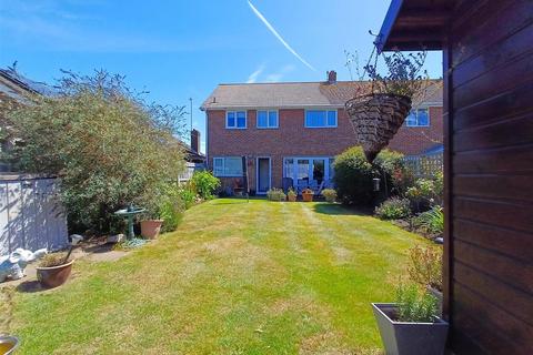 4 bedroom end of terrace house for sale, Dorothy Avenue North, Peacehaven