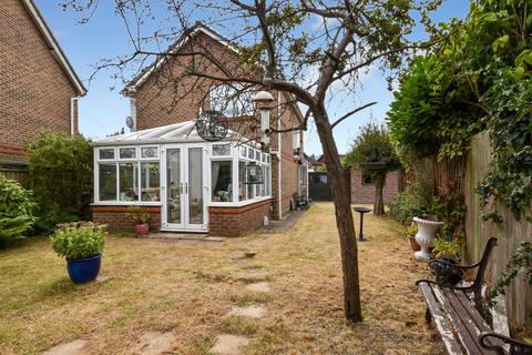 3 bedroom detached house for sale, Barrington Close, North Shoebury, Shoeburyness, Essex, SS3