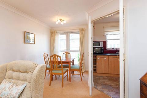 2 bedroom retirement property for sale, Flat 25, 24 Woodside Walk, Hamilton, ML3 7HY