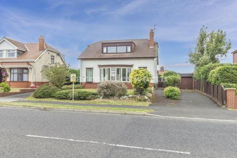 4 bedroom detached house for sale, Garstang Road West, Poulton Le Fylde FY6