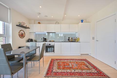 1 bedroom flat for sale, King Street, Ravenscourt Park, London, W6