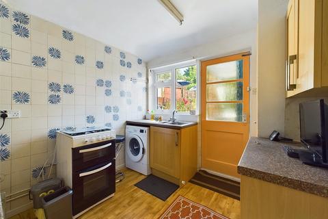 2 bedroom bungalow for sale, Heather Close, Stroud, Gloucestershire, GL5