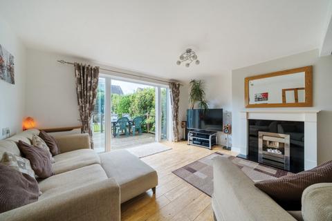 3 bedroom terraced house for sale, Spiceall, Guildford GU3