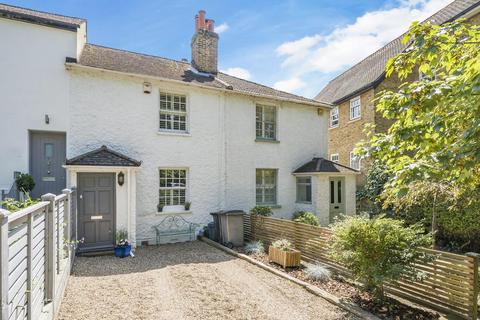 3, Oak Cottages Old Hill, Chislehurst, BR7 5LY
