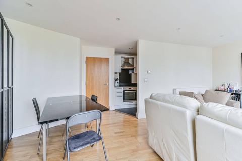 2 bedroom flat for sale, Causton House, Stockwell, London, SW9