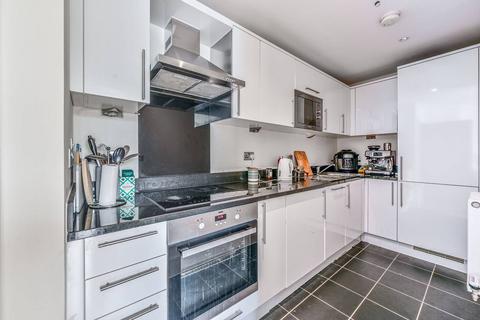 2 bedroom flat for sale, Causton House, Stockwell, London, SW9