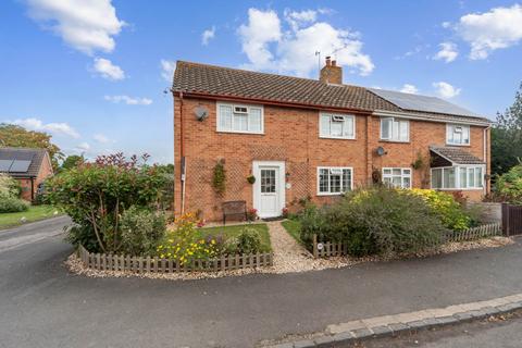 3 bedroom semi-detached house for sale, Ryall Meadow, Worcester