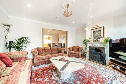 5 bedroom detached house for sale, Henrys Avenue, Woodford Green