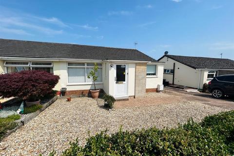 2 bedroom bungalow for sale, Oak Close, Tiverton EX16