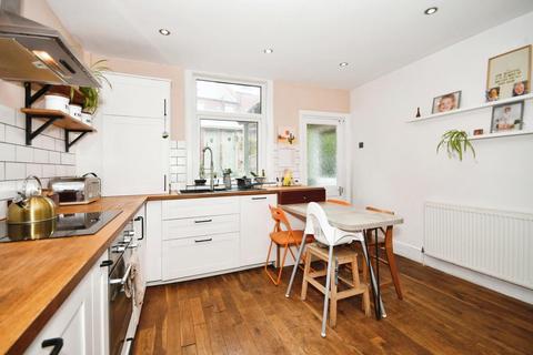 3 Welby Place, Sheffield, S8 9DA