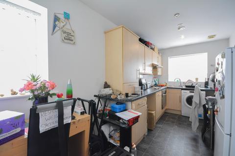 2 bedroom flat for sale, Western Avenue, Huyton L36