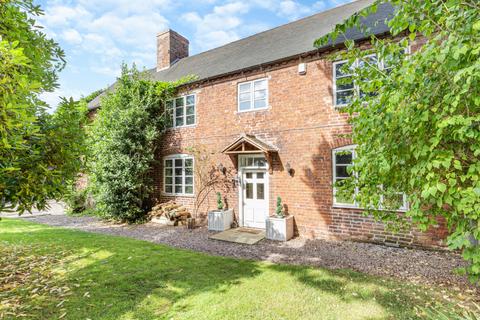 3 bedroom semi-detached house for sale, Priorslee Road, Shifnal, TF11