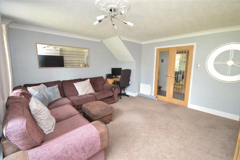 2 bedroom terraced house for sale, Bryony Court, Leeds, West Yorkshire