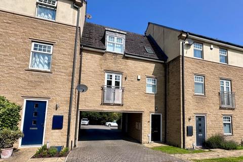 2 bedroom terraced house for sale, High Royds Drive, Menston, LS29