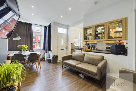 undefined, Talbot Mount, Burley, Leeds, LS4