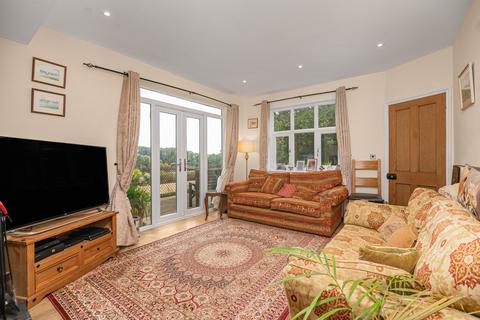 3 bedroom detached house to rent, Holly Lane, Kettering NN14