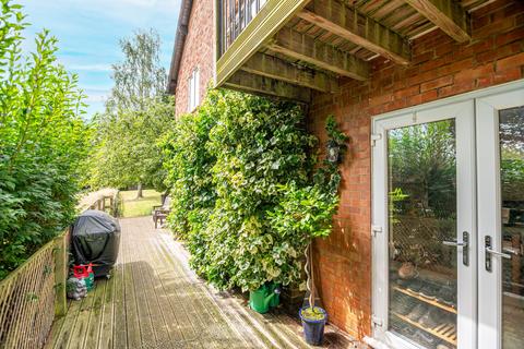 3 bedroom detached house to rent, Holly Lane, Kettering NN14
